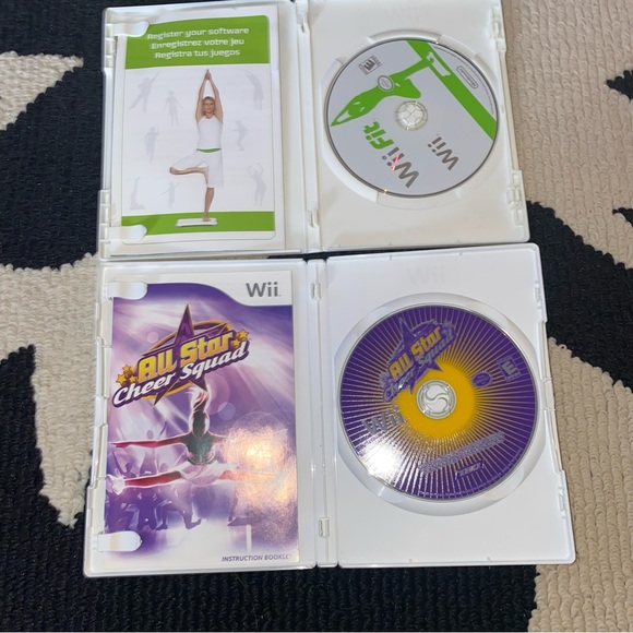 All-Star Cheer Squad and Wii Fit lot - Picture 3 of 4